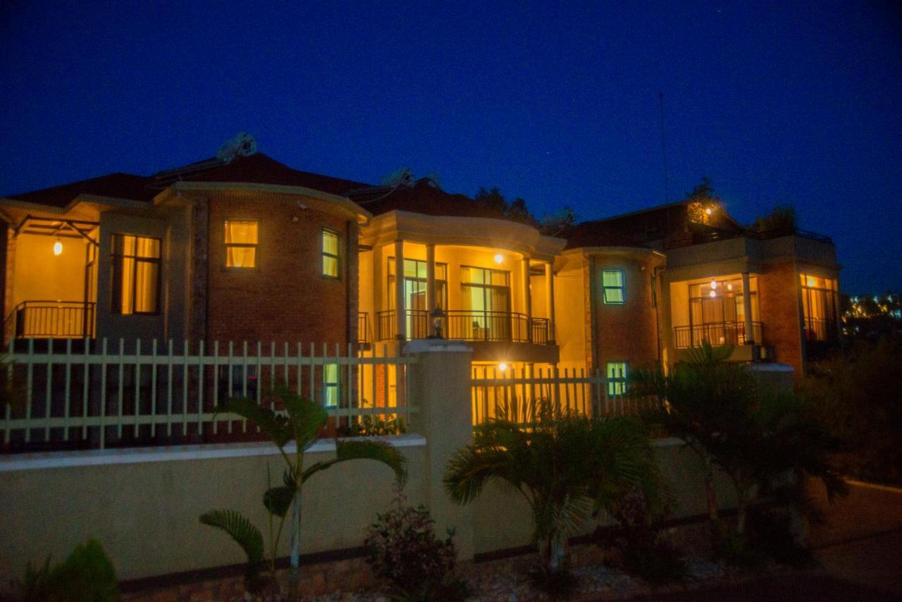 Quality Inn Hotel Kigali Extérieur photo