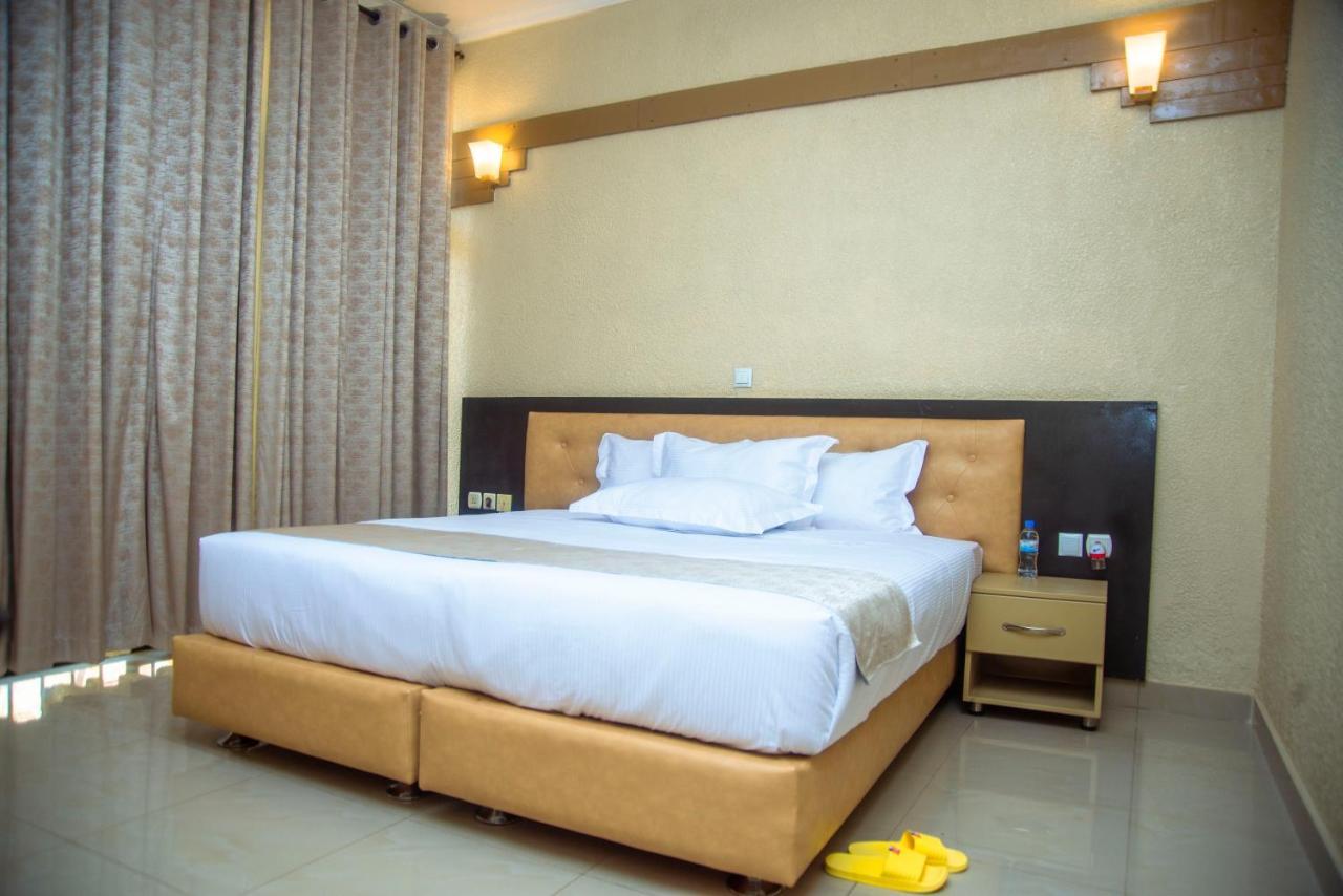 Quality Inn Hotel Kigali Extérieur photo